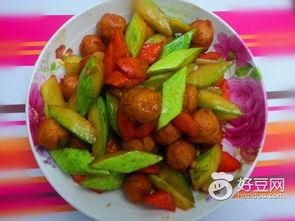 鸡吃角瓜吗,探寻鸡的饮食习惯与角瓜的食用奥秘